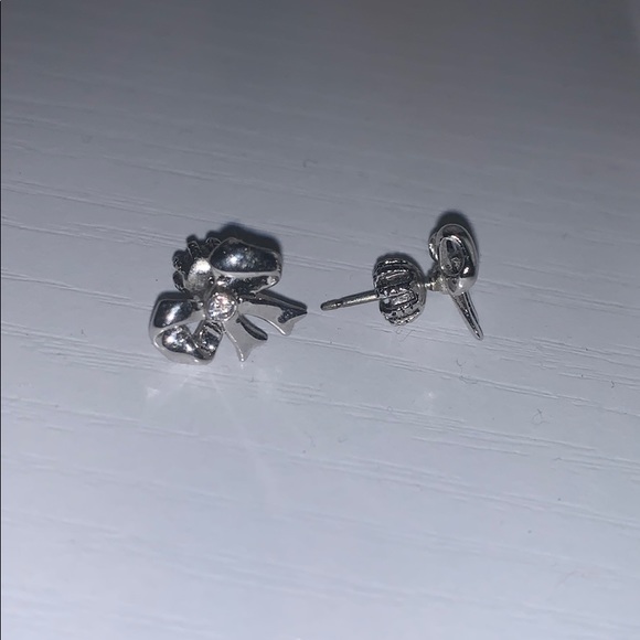 Juicy Couture Bow Earrings - Picture 1 of 2